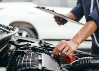 Pon a punto tu coche: todos los sistemas que van a ser obligatorios dentro de unos días