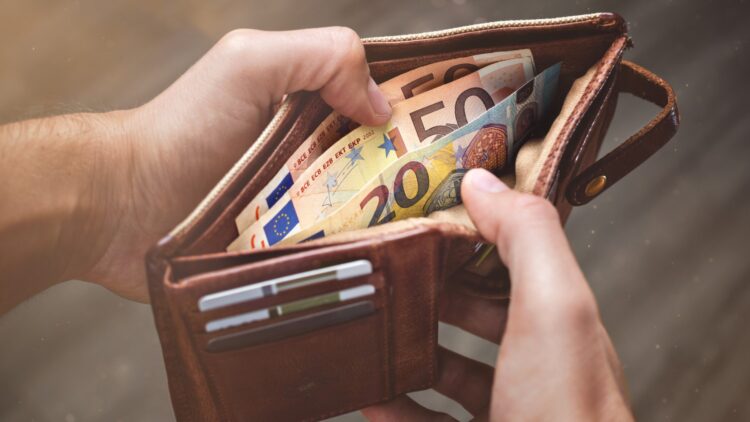 Cómo autodespedirse y cobrar la indemnización y el paro: los casos en los que el SEPE lo avala 1 Cómo autodespedirse y cobrar la indemnización y el paro: los casos en los que el SEPE lo avala