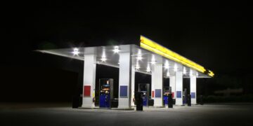 La gasolinera que está pagando un dineral por llevar tu aceite usado