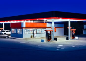 La gasolinera que está regalando botellas de aceite de oliva por repostar está en esta localidad