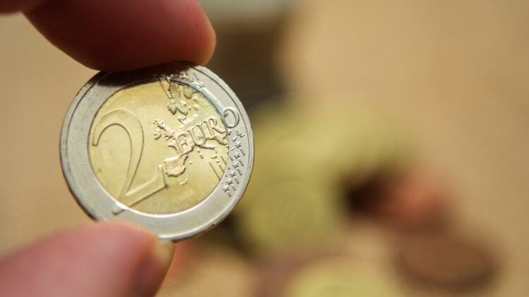 Esta es la nueva moneda de 2 euros que va a circular en España a partir de 2025 1 La nueva moneda de 2 euros que va a circular en España a partir de 2025