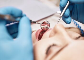 La Seguridad Social lo confirma: el dentista será gratuito en 2025 para estas personas