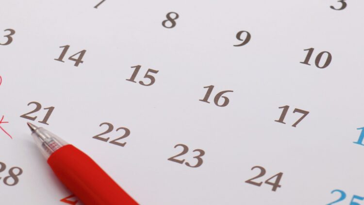 Nuevo calendario laboral para el 2025: estos son todos los puentes que vas a tener y el primero es en unos días 1 calendario laboral