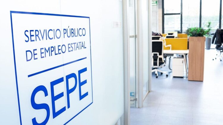 El subsidio para mayores de 52 años vuelve a cambiar: estas son las cantidades que cobrarás en 2025 1 subsidio