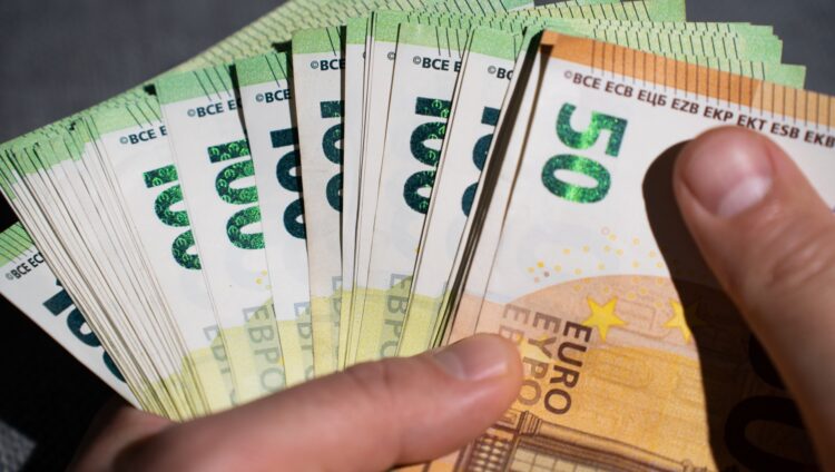 El regalazo que están haciendo todos estos bancos: te darán entre 400 euros y 1.250 euros y solo tendrás que hacer esto 1 bancos ofertas