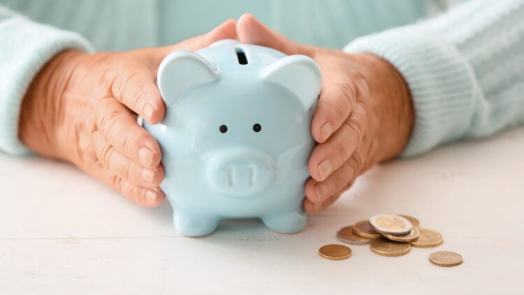 Los nuevos cambios en las pensiones para 2025: se confirma la subida y este es el motivo 1 Los nuevos cambios en las pensiones para 2025