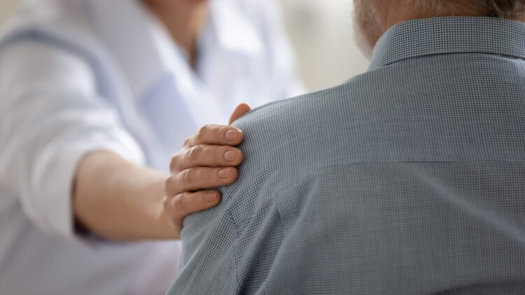 Vas a poder prejubilarte sin penalización desde ya: actualizan el listado de enfermedades y estas son las últimas que se incluirán 1 prejubilarte por enfermedad