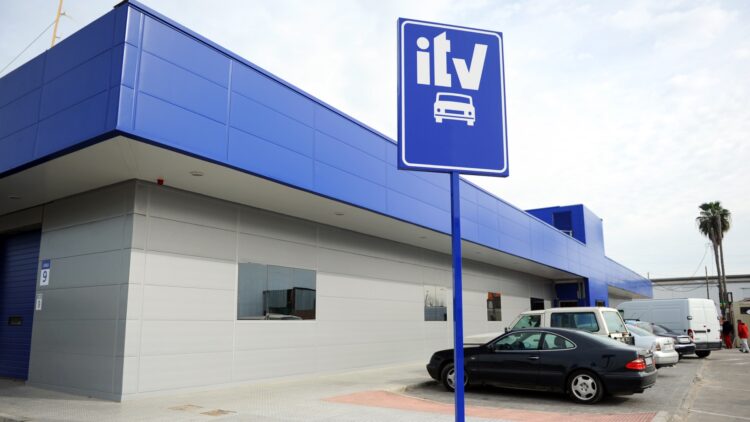 Llamamiento urgente de la ITV a estos vehículos: tienen que pasar la ITV en 2025 1 tienen que pasar la ITV en 2025