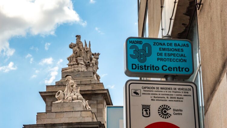 Esta es la forma de acceder a las ZBE de Madrid con etiqueta B: la DGT lo confirma 1 La forma de acceder a las ZBE de Madrid