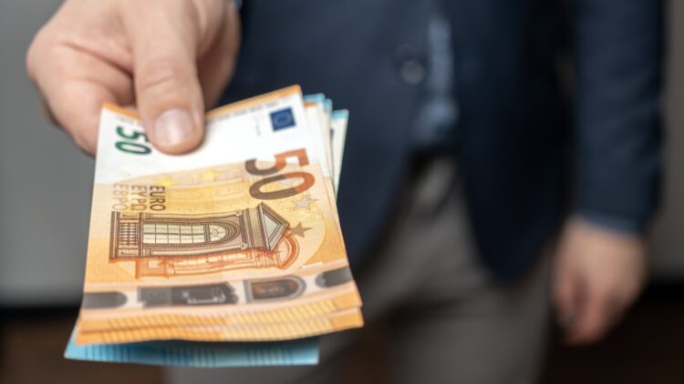 nueva ayuda de mas de 1.100 euros