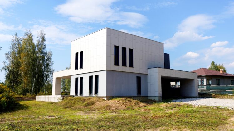 Los requisitos que debe cumplir tu terreno para poner una casa prefabricada: lo que dice la ley 1 casa prefabricada