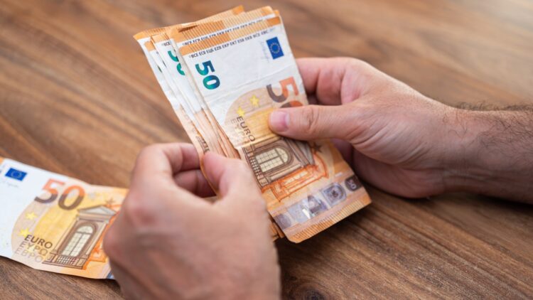 Nuevo subsidio para mayores de 52 años en España