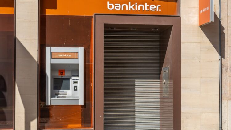 Los bancos que van a cerrar durante 5 días: solo podrás usar sus cajeros automáticos 1 Los bancos que van a cerrar durante 5 días
