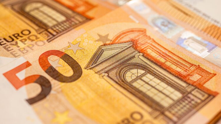 El fin de los billetes de 50 euros: el bulo que ha descolocado a toda España 1 El fin de los billetes de 50 euros