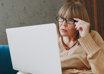 Cambios en el subsidio para mayores de 52 años: el SEPE avisa de los nuevos requisitos