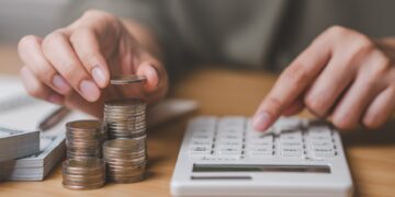 Cómo calcular el dinero que deberías tener ahorrado