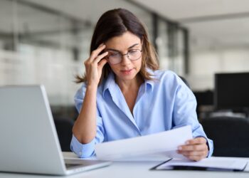 Mucho cuidado si eres uno de estos contribuyentes: Hacienda va a mirar con lupa tu Renta