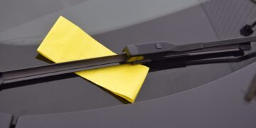 Cuidado con las multas en coche en el extranjero: a partir de ahora no te vas a librar de pagarlas