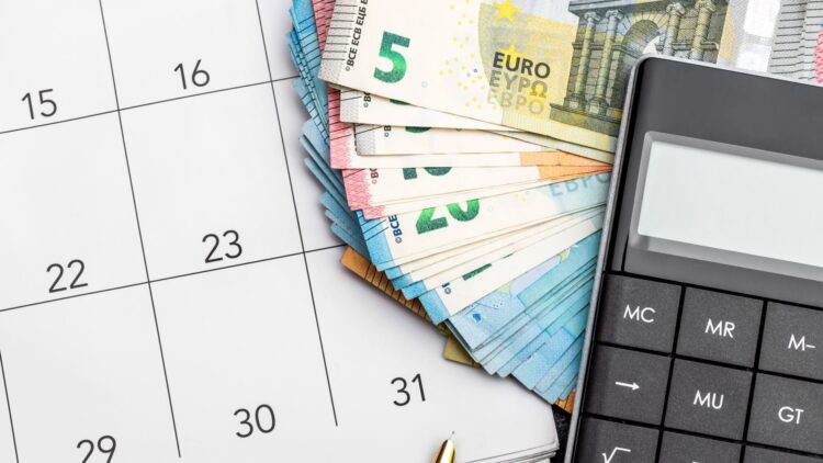 Buenas noticias si eres cliente de uno de estos bancos: vas a cobrar tu pensión de los primeros 1 Vas a cobrar tu pensión de los primeros