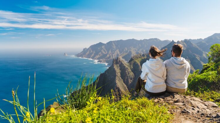 Puente de mayo de 2025: qué días son festivos en cada comunidad autónoma 1 Puente de mayo de 2025: qué días son festivos