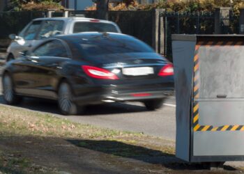 La DGT confirma la nueva velocidad a la que saltarán en España