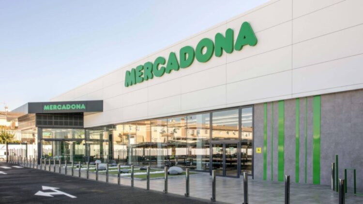 Mercadona lo vuelve a hacer: este kit es perfecto para los carnívoros y ya está volando de sus supermercados 1 Mercadona lo vuelve a hacer: este kit es perfecto para los carnívoros