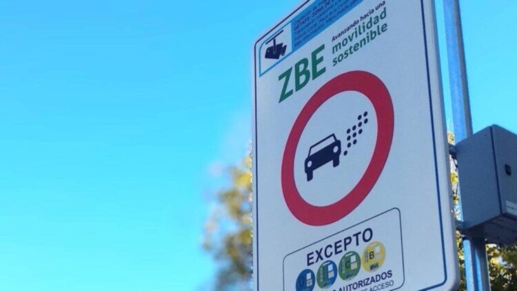 Restricciones al tráfico afectan ya a 10 millones de coches españoles