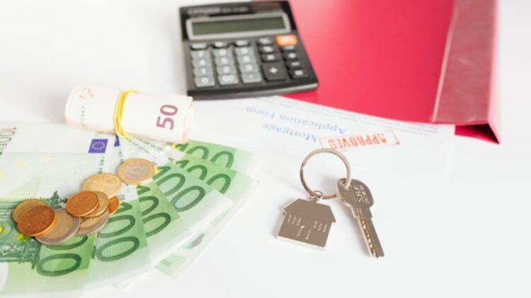 Alerta del Banco de España: estos son los riesgos que corres por pagar tu alquiler por transferencia bancaria 1 Riesgos que corres por pagar tu alquiler por transferencia bancaria