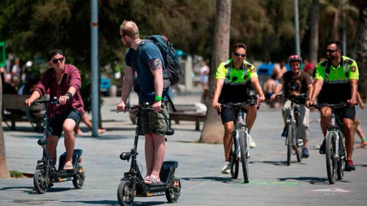 El seguro será obligatorio para patinetes y bicicletas