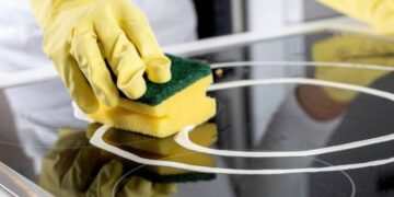 Truco para limpiar tu vitro puede acabar con visita de los bomberos