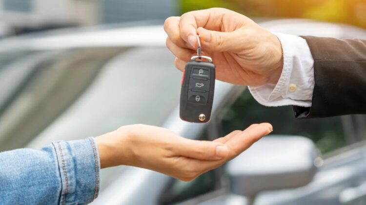 Diana Fernández, experta en finanzas: "Si haces esto con tu coche, puedes acabar pagando el doble" 1 Si haces esto con tu coche, puedes acabar pagando el doble