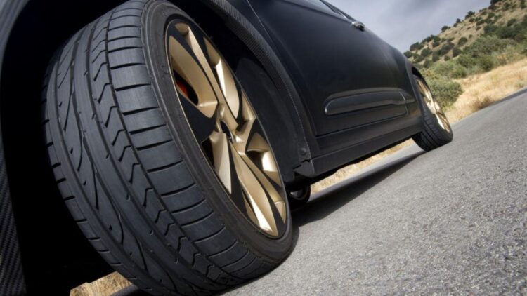 La DGT lo confirma: este es el componente de tu coche que más sufrirá durante los próximos meses 1 La DGT lo confirma: este es el componente de tu coche