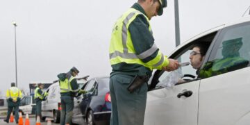 La DGT lo hace oficial: conducir tras ‘una cervecita’