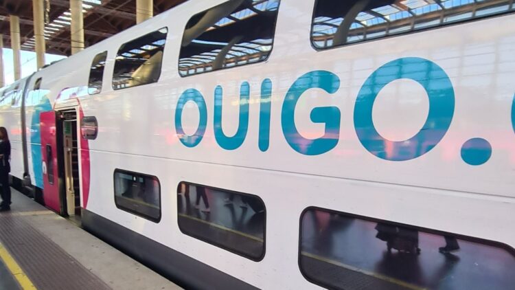 Ouigo planta cara a Renfe con un nuevo tren