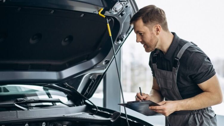 Adiós a la ITV clásica: así es el modelo británico, que revoluciona el sistema de revisión respecto a España 1 Adiós a la ITV clásica: así es el modelo británico