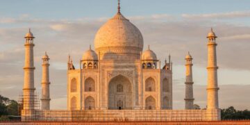 His wife is cremated... and turns up alive three days later - the real case that shocks the whole of India