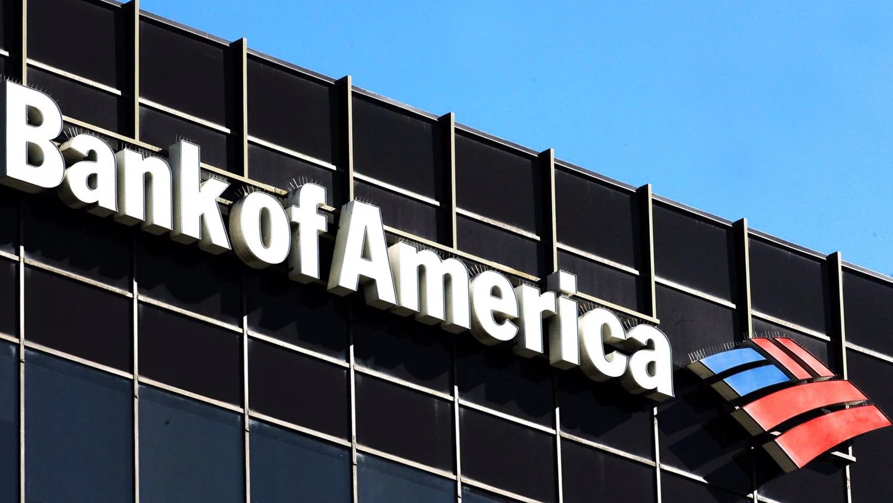 Farewell to Bank of America - closes branches in California, Florida and other U.S. states. - check to see if your trusted branch is on the list