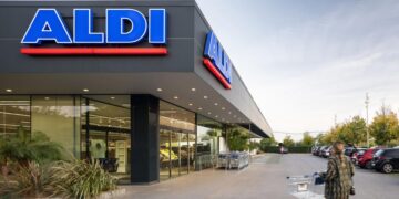ALDI is giving away $500 cards in Florida for the opening of its new stores... but only if you meet this requirement...