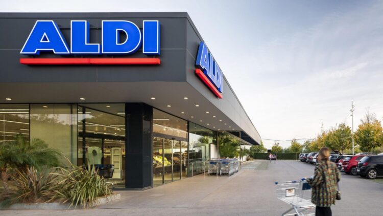 ALDI is giving away $500 cards in Florida for the opening of its new stores... but only if you meet this requirement... 1 ALDI is giving away $500 cards in Florida for the opening of its new stores... but only if you meet this requirement...