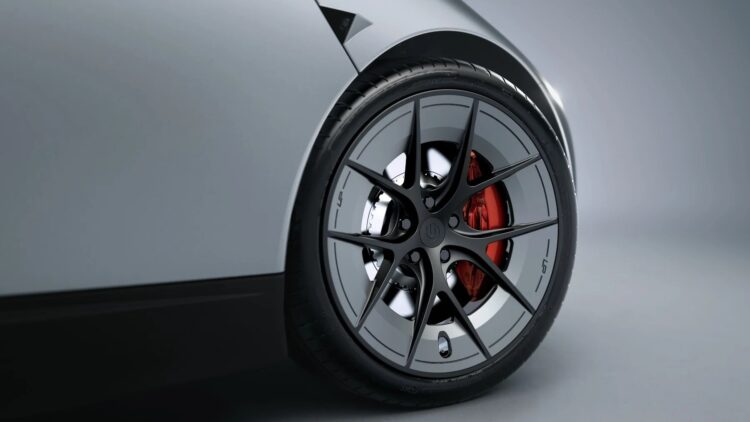 Goodbye to conventional tires - Tesla already testing this forged wheel designed for autonomous fleets