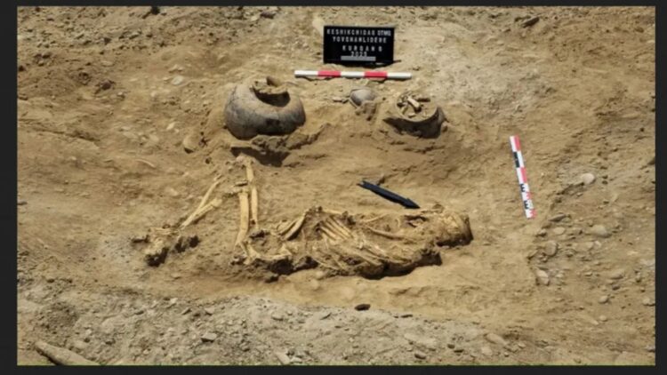 It's official—Archaeologists discover in Azerbaijan the royal tomb of a “giant” warrior with unpublished spear and jewelry 1 It's official—Archaeologists discover in Azerbaijan the royal tomb of a “giant” warrior with unpublished spear and jewelry