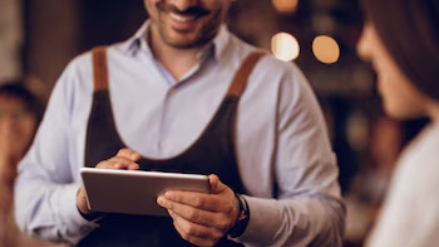 If you do this after eating at a restaurant, your mental health and social conscience are above average