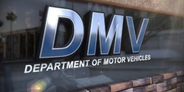 California driver's license exam—these are the 10 questions that most confuse applicants and appear on the DMV practice test