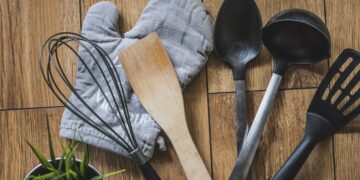 The reason will surprise you—these kitchen utensils release toxic substances every time you cook