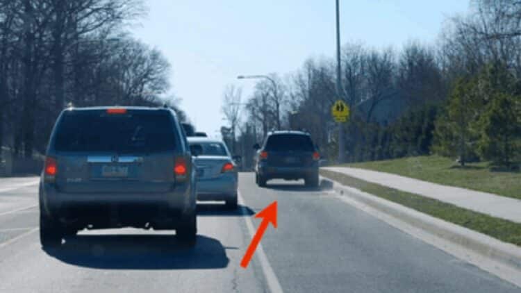 Confirmed—drivers who use the shoulder to pass will pay up to $1,000 in fines under the new law 1 Confirmed—drivers who use the shoulder to pass will pay up to $1,000 in fines under the new law