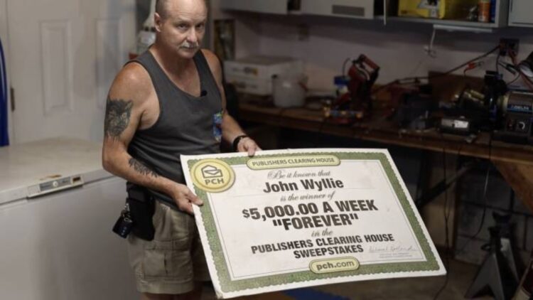“It's hell” — the man who earned $5,000 a week for life with Publishers Clearing House lost everything after the company's surprise bankruptcy 1 “It's hell” — the man who earned $5,000 a week for life with Publishers Clearing House lost everything after the company's surprise bankruptcy