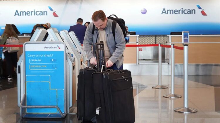 Confirmed—American Airlines is removing baggage scales at boarding gates—goodbye to the most stressful moment at the airport 1 Confirmed—American Airlines is removing baggage scales at boarding gates—goodbye to the most stressful moment at the airport