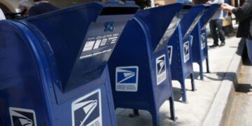 Confirmed—mass disappearance of USPS blue mailboxes now reaches Hawaii—many Americans fear for their safety and their mail-in ballots 17 Confirmed—mass disappearance of USPS blue mailboxes now reaches Hawaii—many Americans fear for their safety and their mail-in ballots