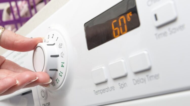 Confirmed—this hidden button on your washing machine could lower your electricity bill without lifting a finger—and millions already use it in the US.