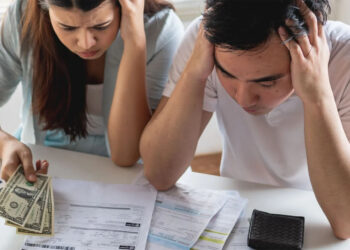 Avoid these 5 financial mistakes if you don't want to run out of savings when you retire, according to Social Security experts 3 Avoid these 5 financial mistakes if you don't want to run out of savings when you retire, according to Social Security experts